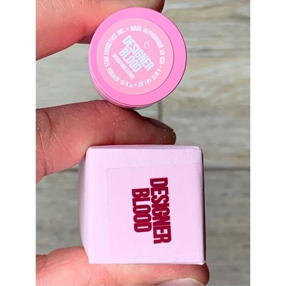 JEFFREE STAR COSMETICS Velvet Trap Lipstick In Designer Blood - Picture 6 of 7